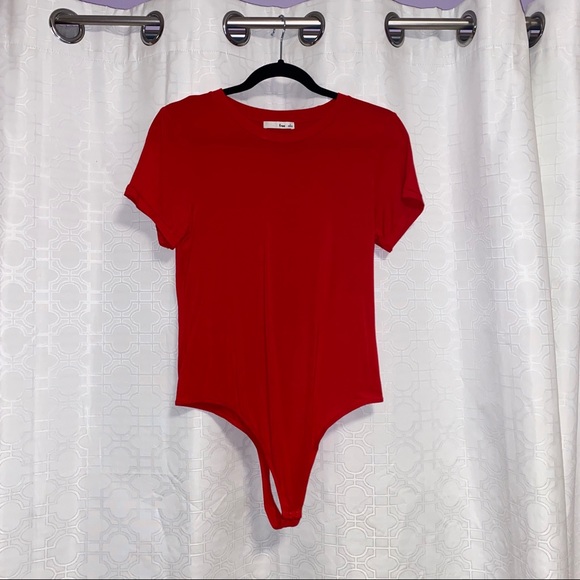 Aritzia Tops - NWOT Aritzia Wilfred free bodysuit